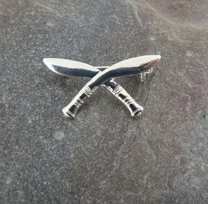 Crossed Kukri Brooch